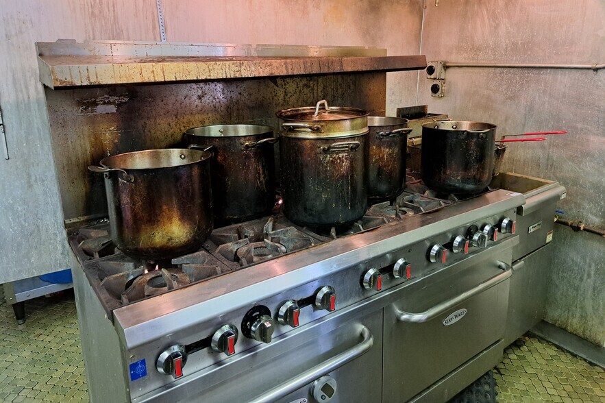 More Photos Of 220 W Front St, Evergreen Freestanding For Sale