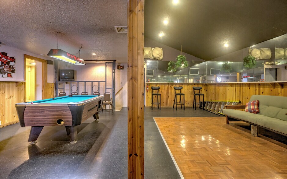 More Photos Of 399 Wolcott Rd, Wolcott Restaurant For Sale