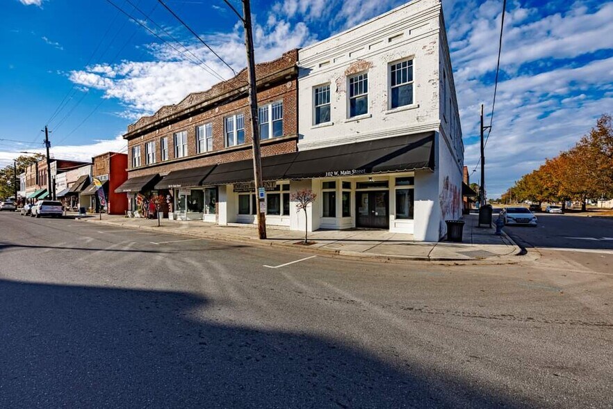 Primary Photo Of 104-106 W Main St, Wallace Storefront Retail Office For Lease