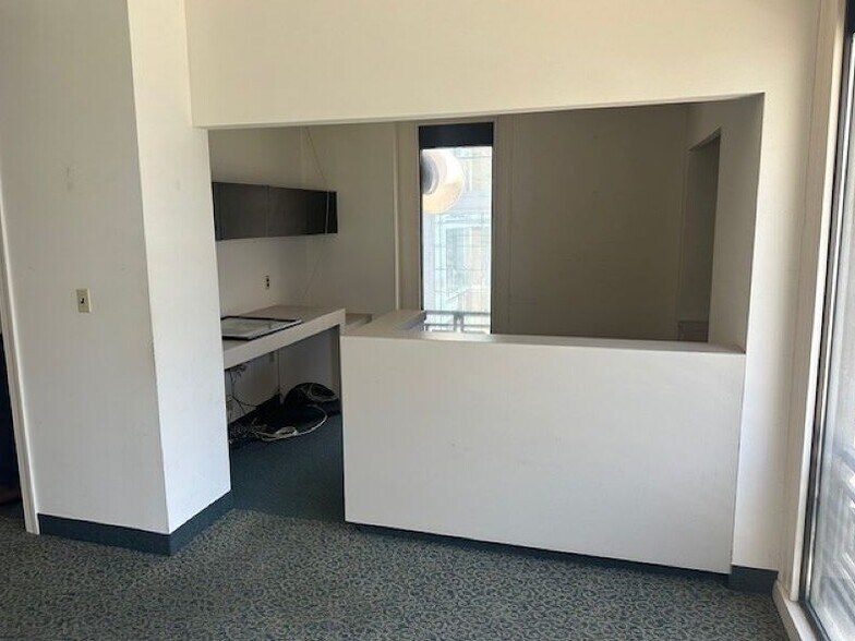 More Photos Of 101 Granby St, Norfolk Loft Creative Space For Lease