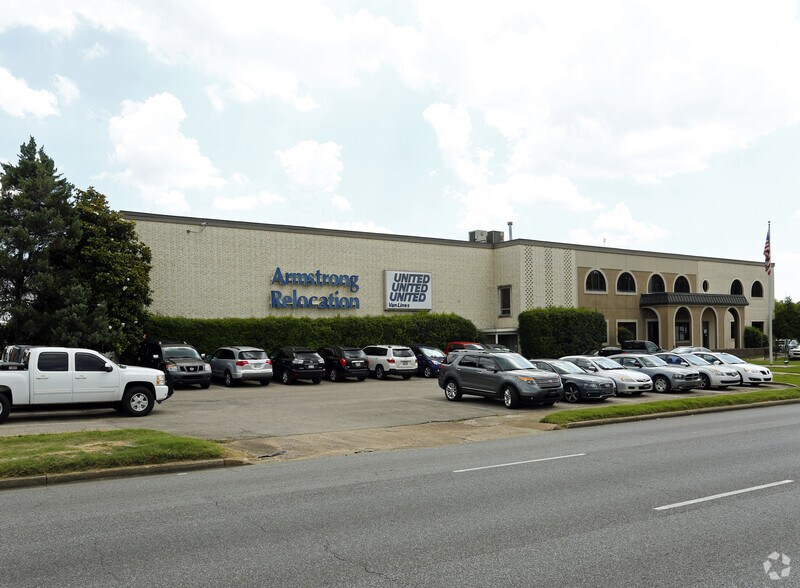 More Photos Of 3927 Winchester Rd, Memphis Warehouse For Sale
