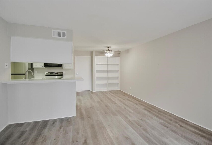 More Photos Of , Houston Multifamily For Sale