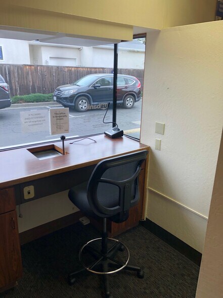 More Photos Of 531 5th St W, Sonoma Bank For Lease