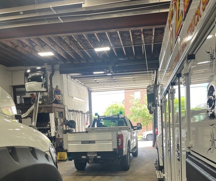 More Photos Of 16 Moreland St, Somerville Service For Sale