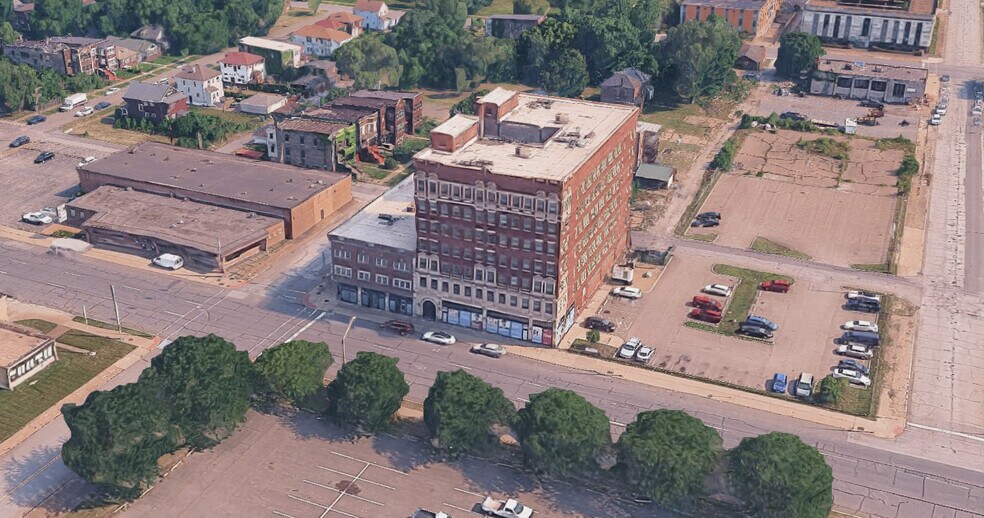 More Photos Of 131-137 E 5th Ave, Gary Apartments For Lease