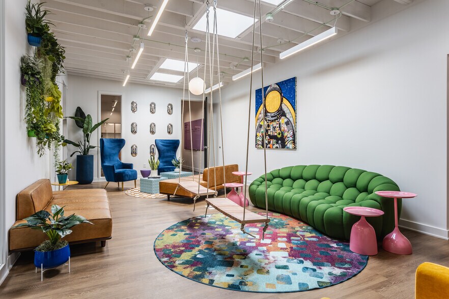 More Photos Of 4201 Millersville Rd, Indianapolis Coworking Space