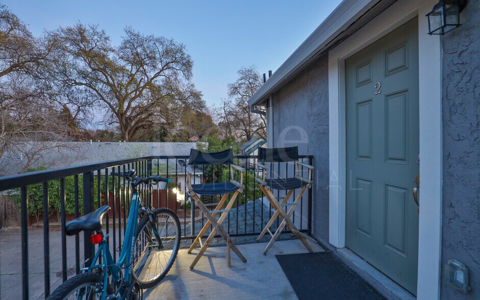 More Photos Of 447 W 7th St, Chico Apartments For Sale