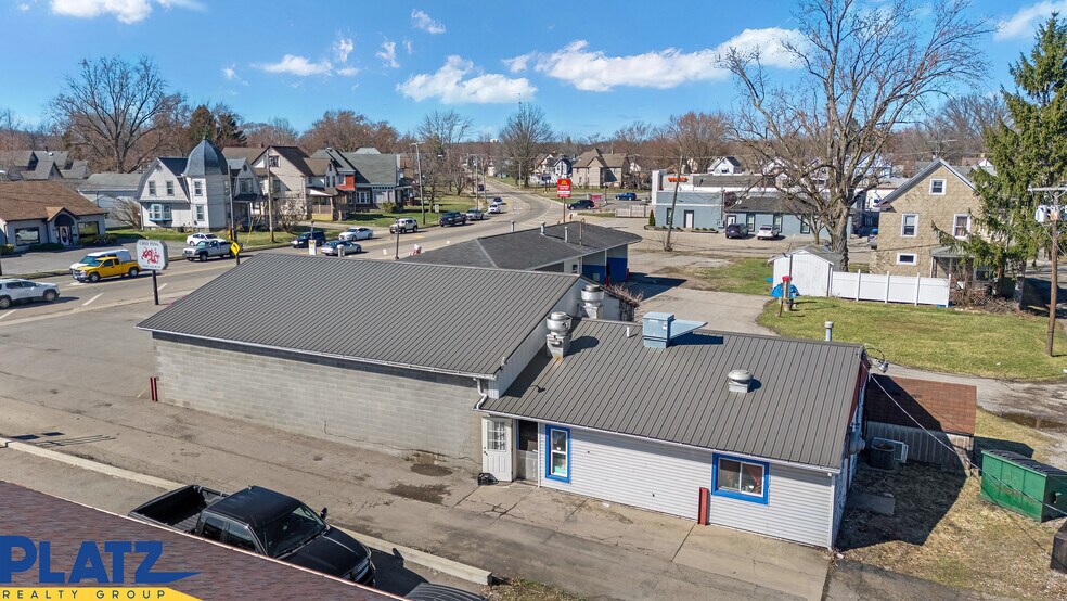 More Photos Of 517 N Main St, Niles Restaurant For Sale