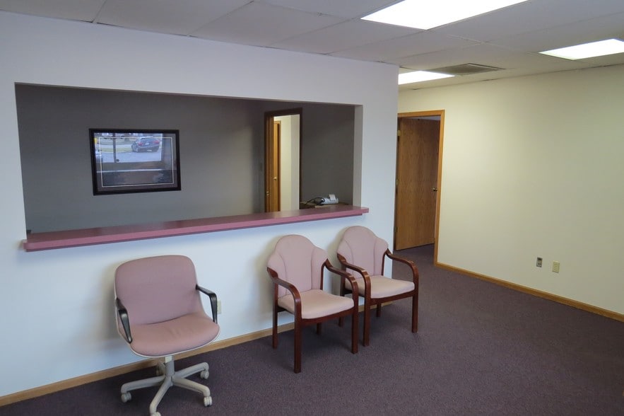 More Photos Of 9000-9030 Cline Ave, Highland Medical For Sale