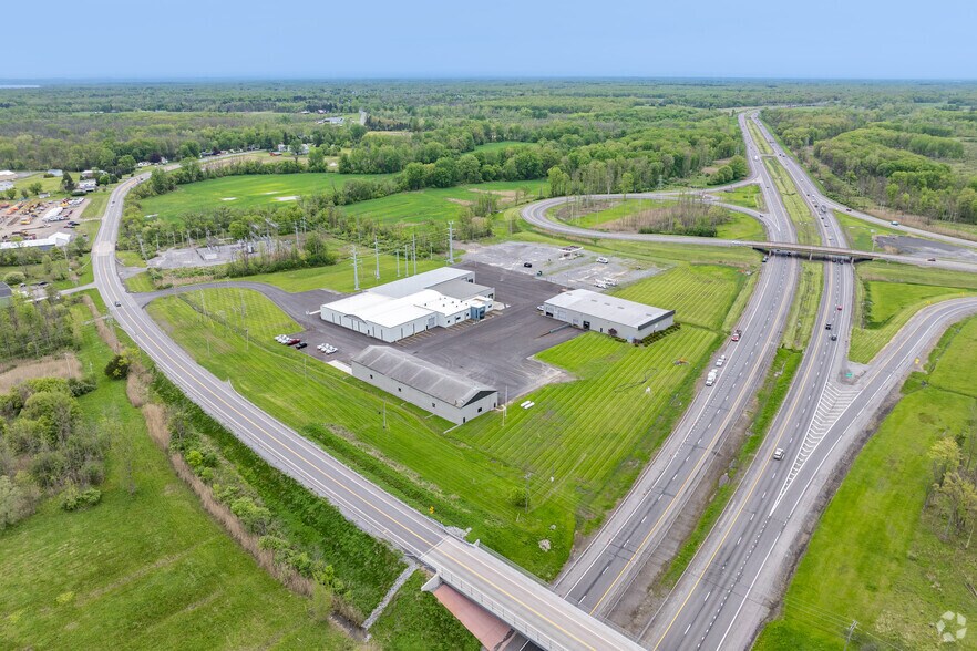 More Photos Of 500 N Peterboro St, Canastota Service For Lease