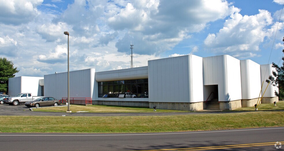 More Photos Of 29 New Commerce Blvd, Wilkes-Barre Medical For Sale