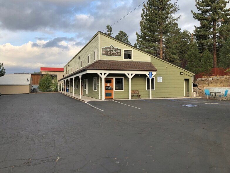 Primary Photo Of 10038 Meadow Way, Truckee Medical For Lease