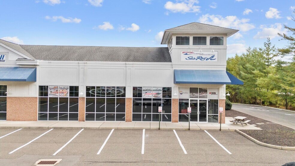 More Photos Of 507 Danbury Rd, New Milford Unknown For Lease