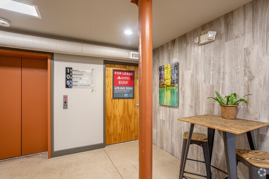 More Photos Of 105-107 NW 2nd St, Bentonville Loft Creative Space For Lease