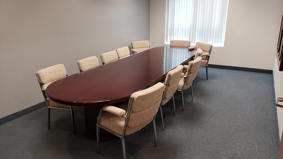 More Photos Of 516 Innovation Dr, Chesapeake Medical For Lease