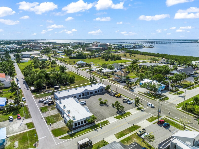 More Photos Of 525 E Olympia Ave, Punta Gorda Storefront Retail Office For Lease