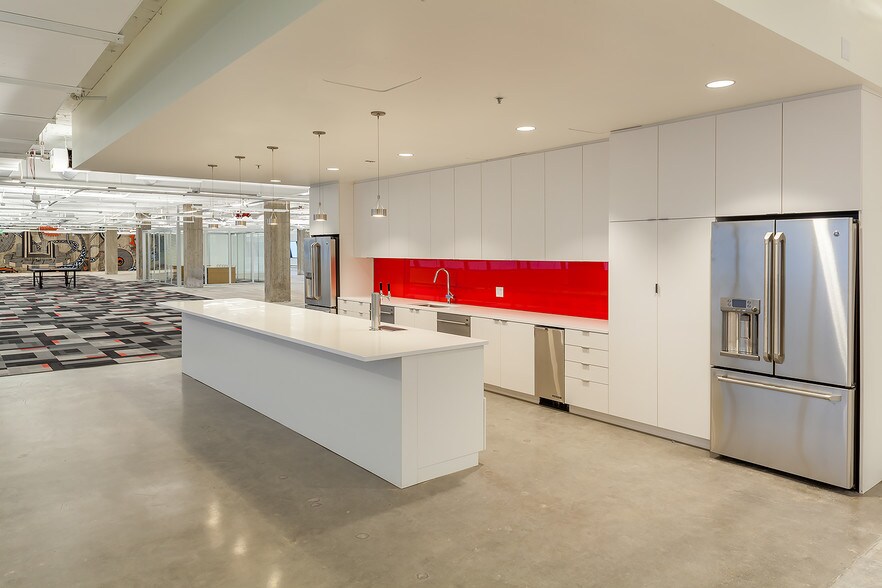 More Photos Of 999 18th St, Denver Office For Lease