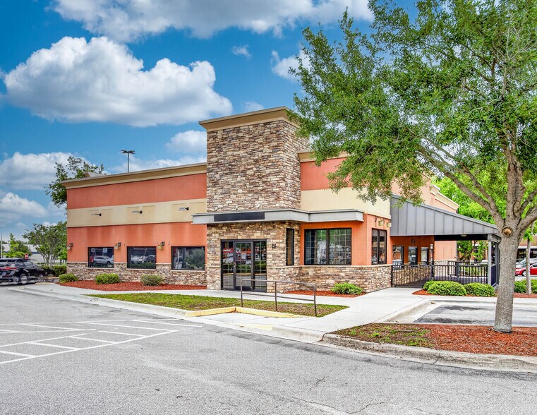 More Photos Of 3315 S US Highway 17/92, Casselberry Restaurant For Lease