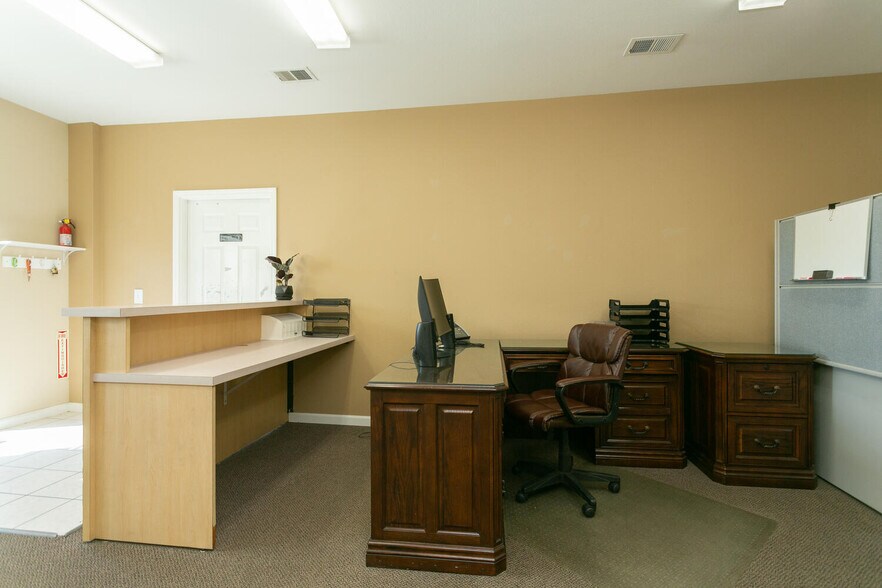 More Photos Of 11811 Upham St, Broomfield Warehouse For Lease