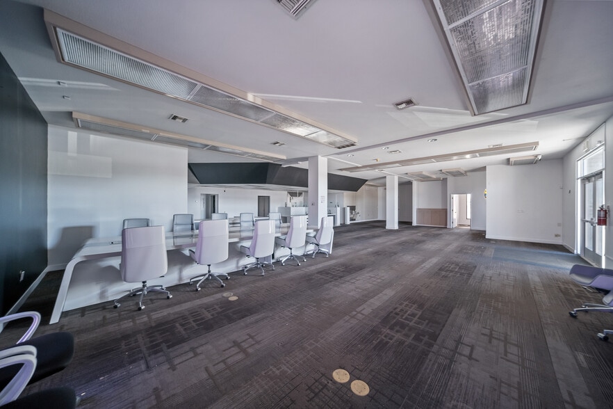 More Photos Of 1755 E Lakeside Dr, Bullhead City Bank For Sale