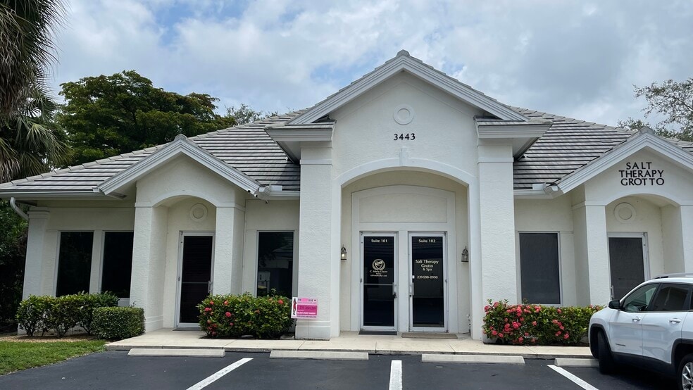 More Photos Of 3459 Pine Ridge Rd, Naples Office For Lease