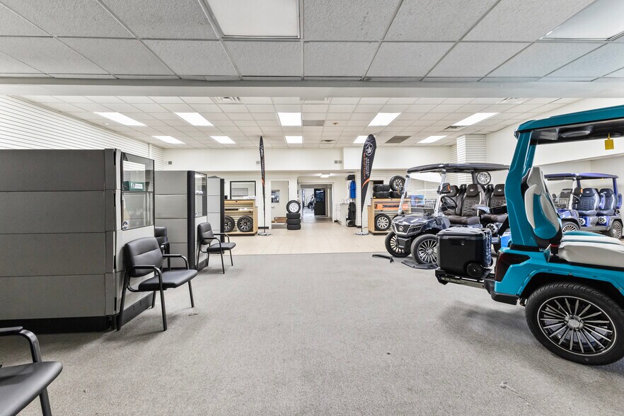 More Photos Of 2606 E Rock Haven Rd, Harrisonville Light Manufacturing For Lease