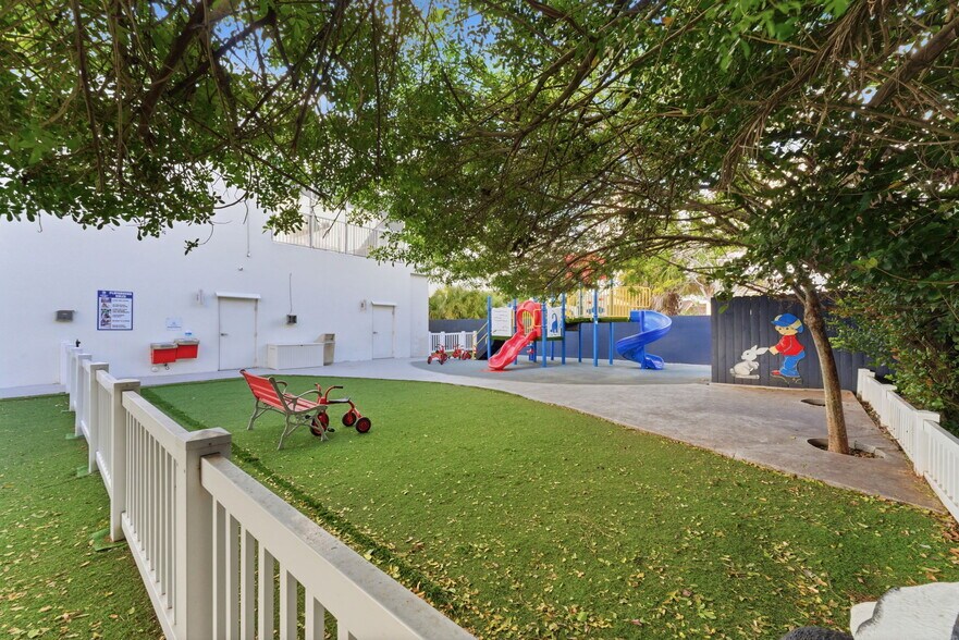 More Photos Of 6545 NW 169th St, Hialeah Medical For Sale