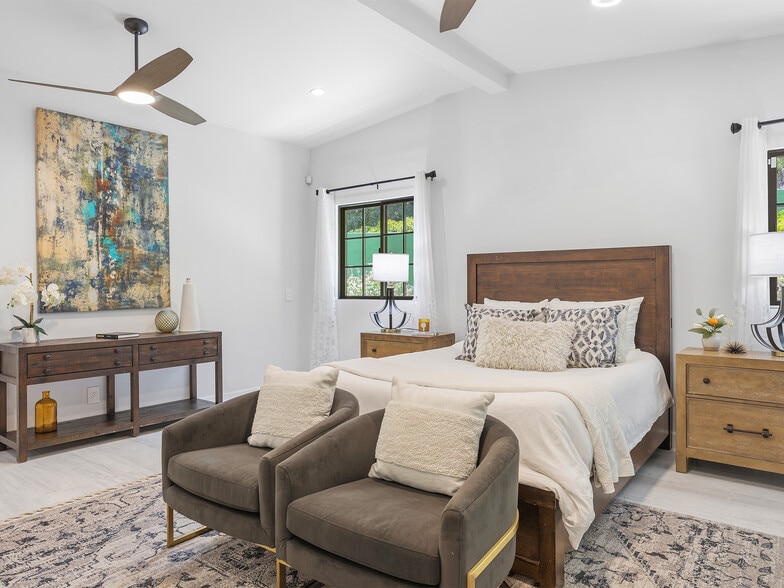 More Photos Of 7580 McGroarty Ter, Tujunga Apartments For Sale