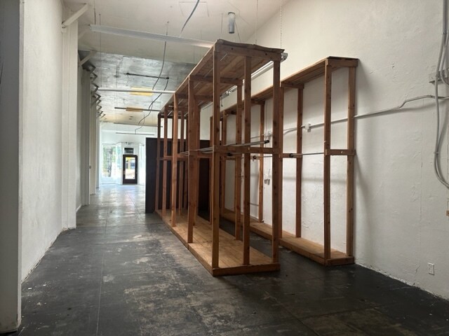 More Photos Of 336 S La Brea Ave, Los Angeles Storefront For Lease