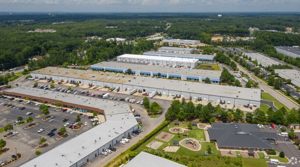 More Photos Of 2933 S Miami Blvd, Durham Light Manufacturing For Lease