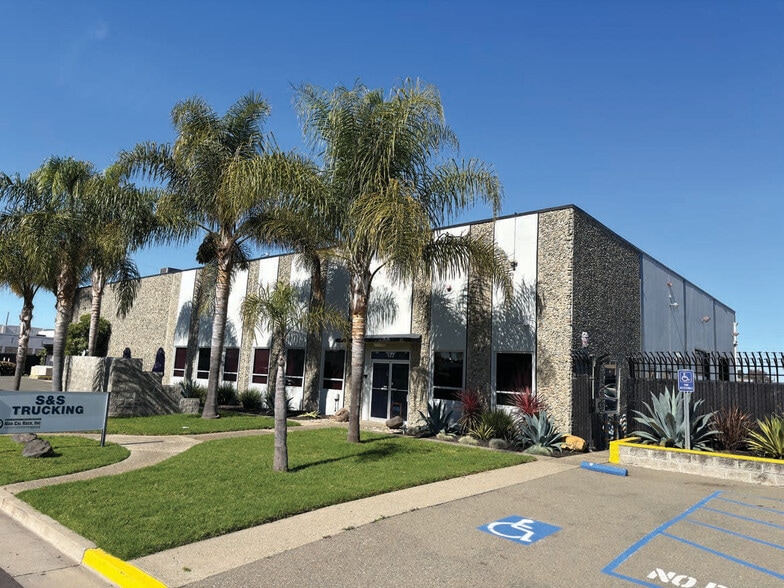 Primary Photo Of 477 Roland Way, Oakland Warehouse For Lease