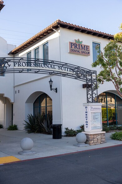 More Photos Of 1746 S Victoria Ave, Ventura Unknown For Lease