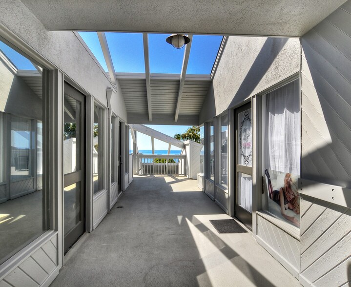More Photos Of 31706 S Coast Hwy, Laguna Beach Office For Lease