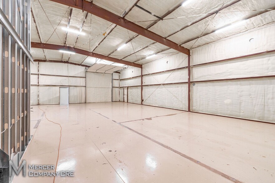 More Photos Of 240 Silver Ln, Edmond Warehouse For Sale