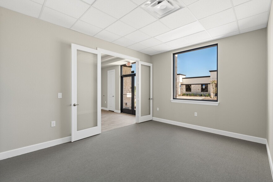 More Photos Of 5501 Cabrera Dr, Sugar Land Unknown For Lease