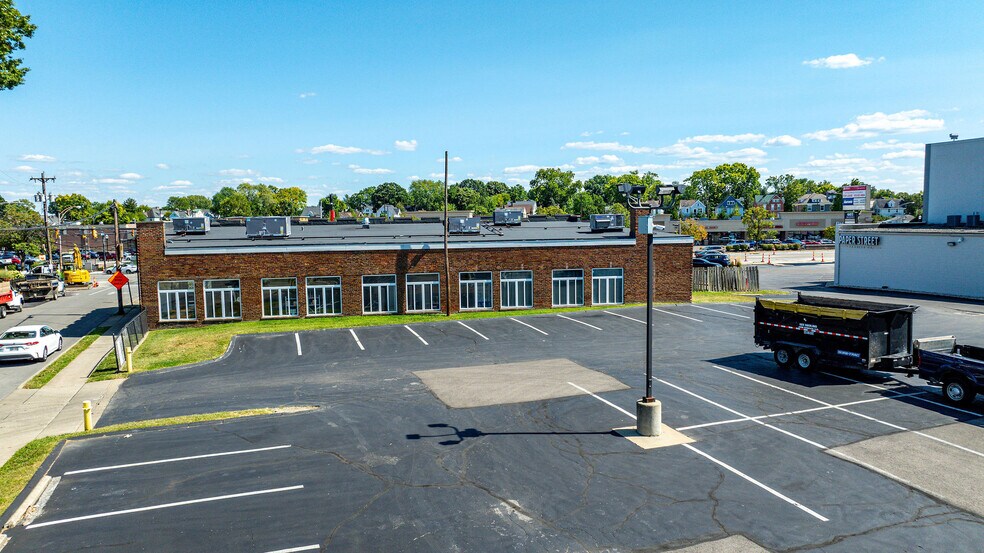 More Photos Of 2075 Mills Ave, Norwood Storefront For Sale