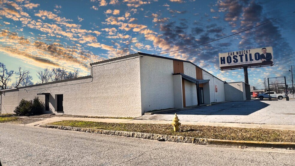 More Photos Of 1002 Walton Way, Augusta Research And Development For Sale