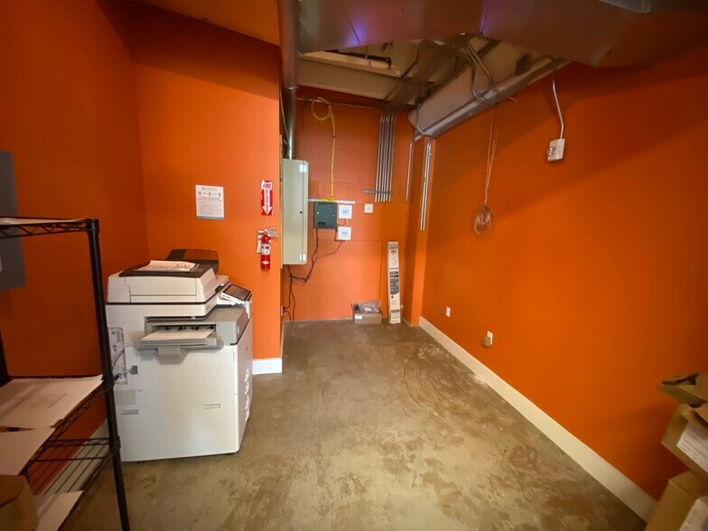 More Photos Of 2808 Caroline St, Houston Coworking Space