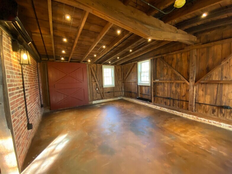 More Photos Of 3 Crosswicks Chesterfield Rd, Chesterfield Township Office Residential For Sale