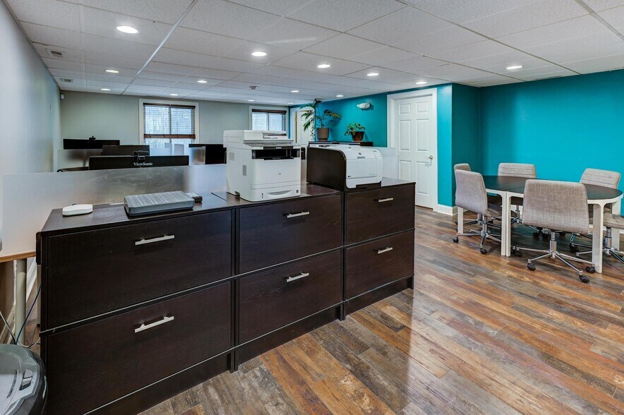 More Photos Of 105 Atsion Rd, Medford Medical For Sale