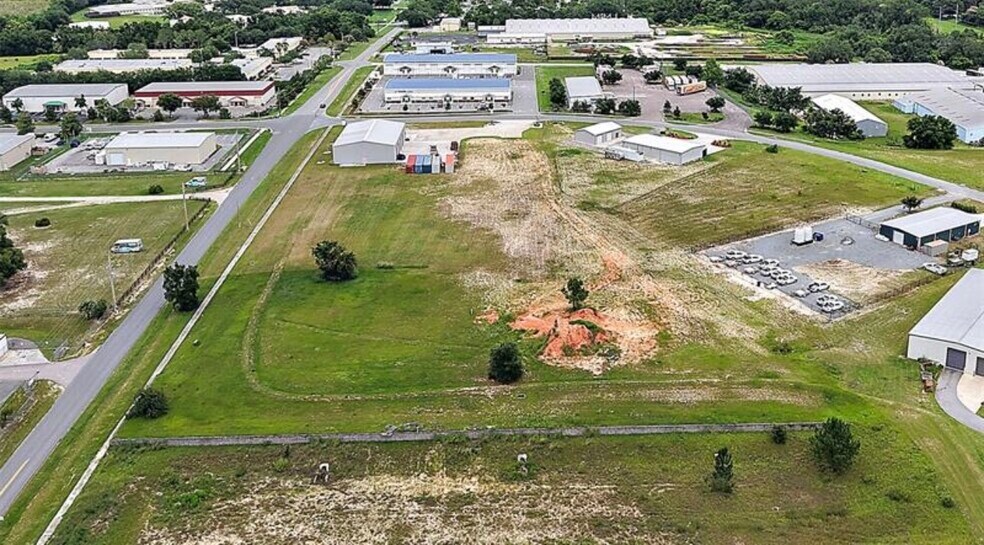 More Photos Of 1721 Leesburg Commons Ct, Leesburg Distribution For Sale