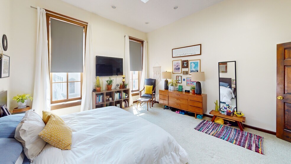 More Photos Of 816 Main St, Lafayette Storefront Retail Residential For Sale