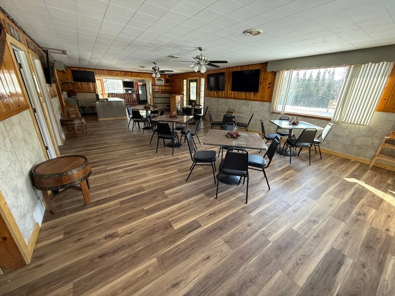 More Photos Of 1640 W US-2, Crystal Falls Restaurant For Sale