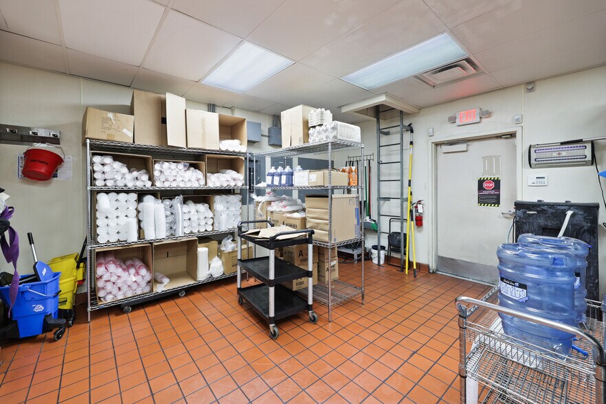 More Photos Of 310 S Boulder Hwy, Henderson Fast Food For Lease