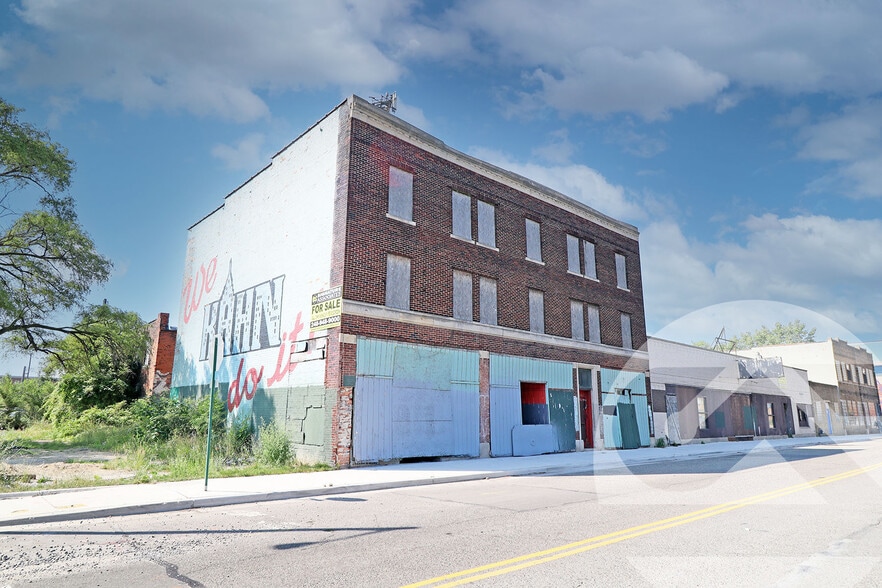 Primary Photo Of 318 Milwaukee Rd, Detroit Multifamily For Sale