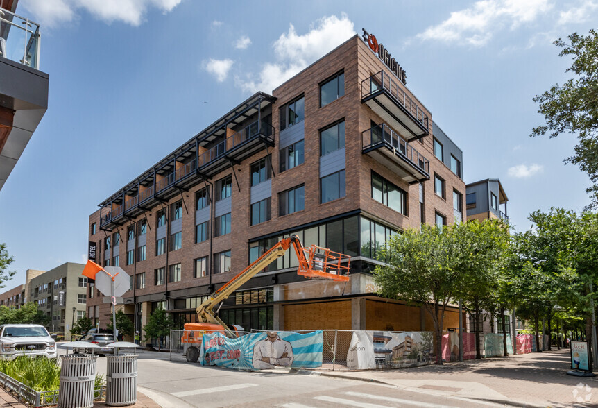 Primary Photo Of 1825 McBee St, Austin Hotel For Lease