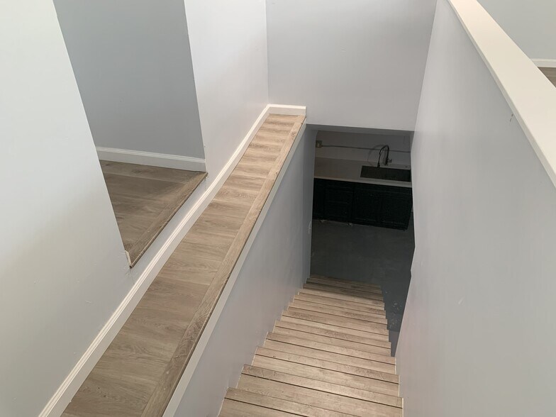 More Photos Of 500 Laguna St, San Francisco Apartments For Lease