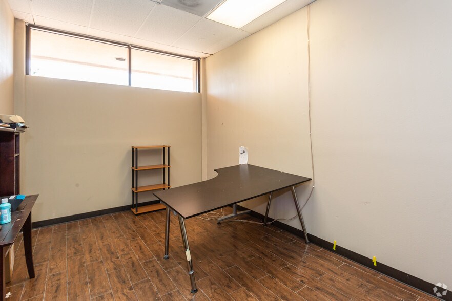 More Photos Of 5062 N 19th Ave, Phoenix Medical For Sale