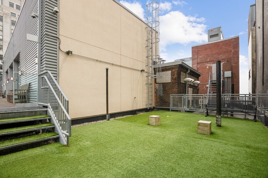 More Photos Of 1338 Chestnut St, Philadelphia Apartments For Sale