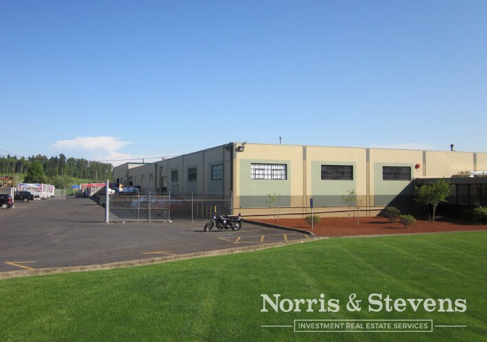 More Photos Of 12700 SW Hall Blvd, Tigard Warehouse For Lease